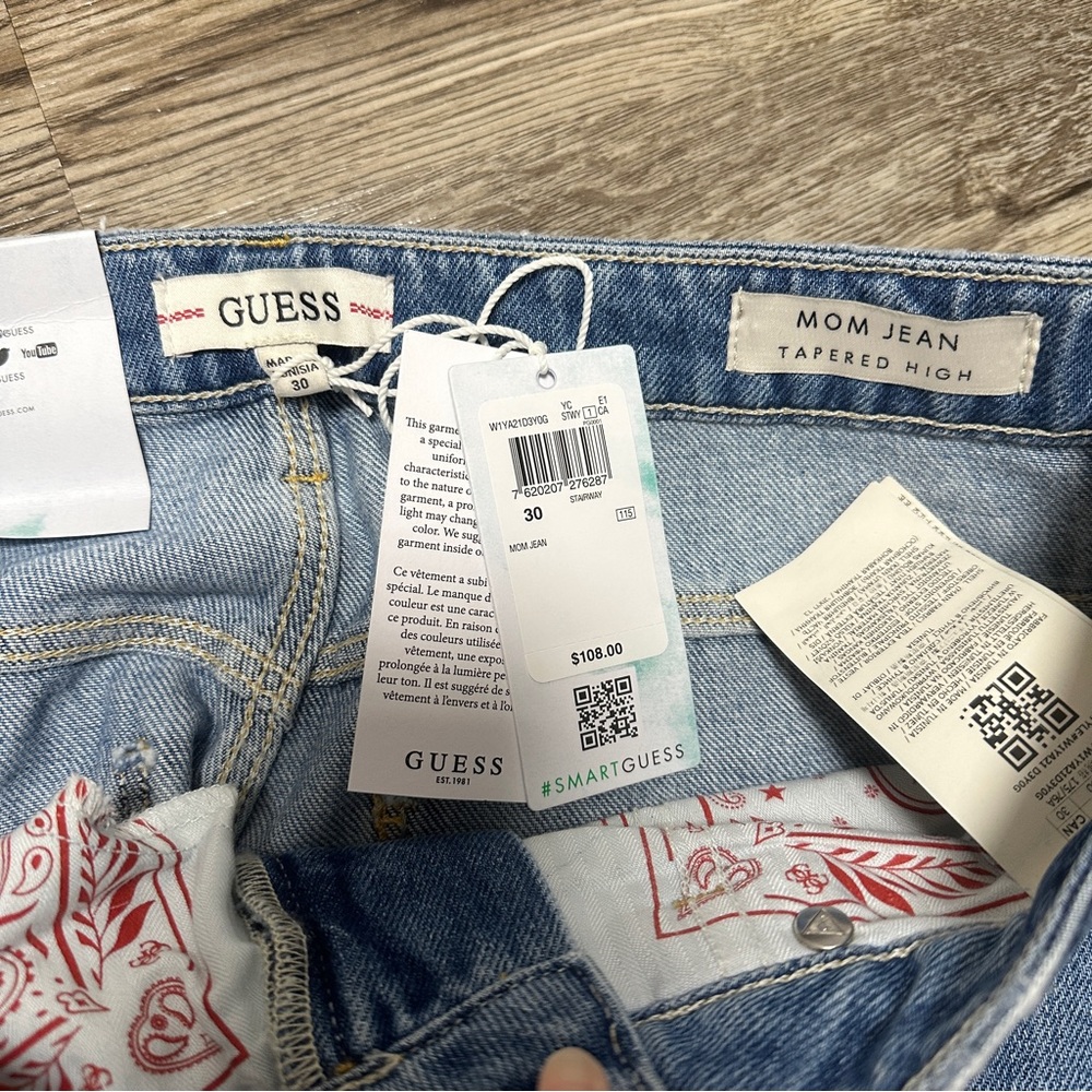 GUESS High-Rise Mom Jeans 30x27 Distressed Stairway Blue/ White - Picture 7 of 8